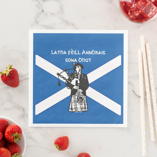 Happy St Andrews Day Flag Bagpiper Napkin (Insitu)