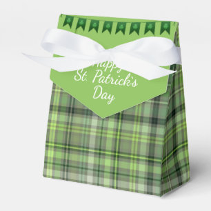 Happy St Patrick`s Day Irish Green Pattern Favour Box