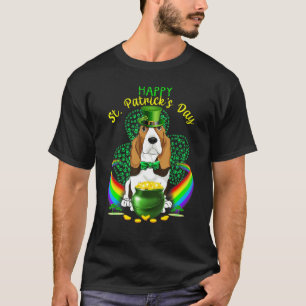 Happy St Patricks Day Basset Hound Leprechaun Hat  T-Shirt