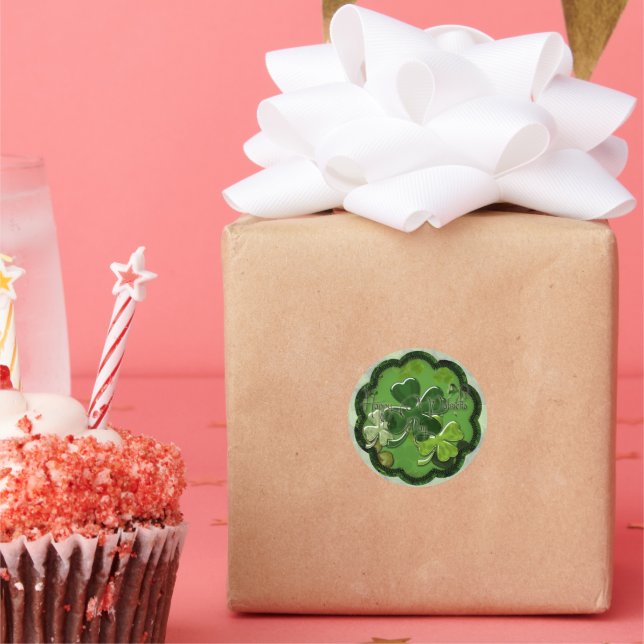 Happy St. Patrick's Day Classic Round Sticker (Party)