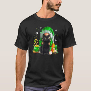 Happy St Patrick's Day Gnomes Hug Cat Lucky Clover T-Shirt
