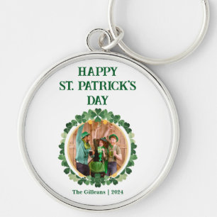 Happy St patricks day Shamrocks Family Photo Key Ring