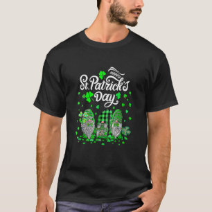 Happy St Patrick's Day Three Gnomes Shamrock Essen T-Shirt