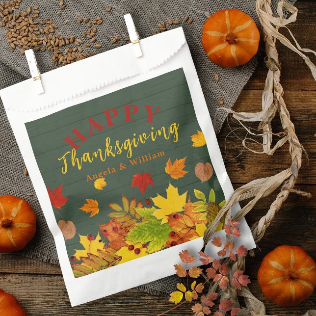 Happy Thanksgiving Fall Colourful Foliage on Wood Favour Bags (Creator Uploaded)