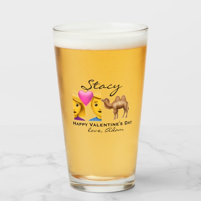 Happy valentine’s day love heart couple hump glass (Front Filled)