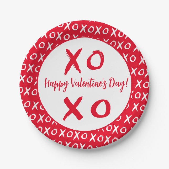 Happy Valentine's Day Red white XOXO pattern Paper Plate (Front)