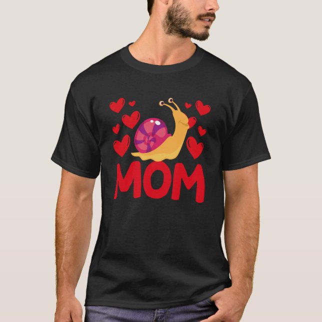 Happy Valentine's Day Snail Mom Mothers Day Valent T-Shirt (Front)