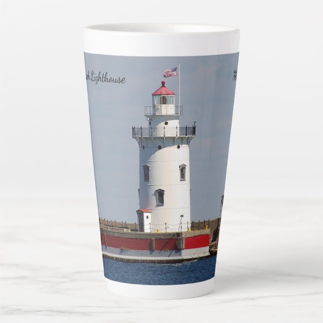 Harbour Beach Lighthouse latte mug (Front)