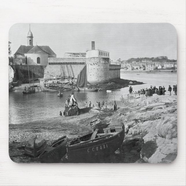 Harbour, Concarneau Mouse Mat (Front)