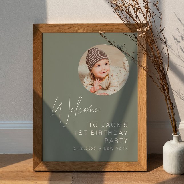 HARLOW Minimalist Birthday Photo Welcome Sign (Creator Uploaded)