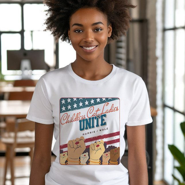 Harris Walz Childless Cat Ladies Unite Fists T-Shirt (Harris Walz Childless Cat Ladies Unite Fists T-Shirt)