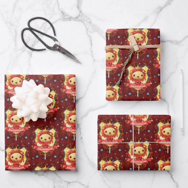 Harry Potter | Charming GRYFFINDOR™ Crest Wrapping Paper Sheet (Front)