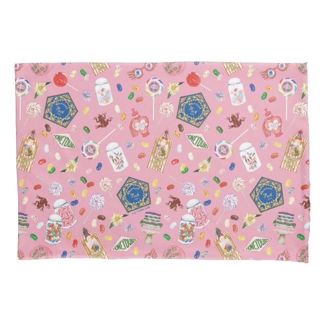 HARRY POTTER™ | Chocolate Frogs & Candy Pattern Pillowcase (Front)
