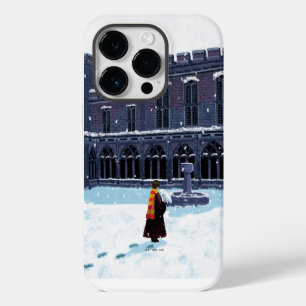 HARRY POTTER™ & Hedwig in HOGWARTS™ Courtyard iPhone 14 Pro Case