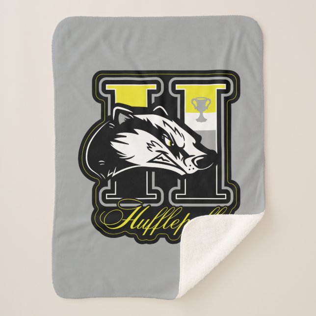 HARRY POTTER™ | HUFFLEPUFF™ Athletic Badge Sherpa Blanket (Front)