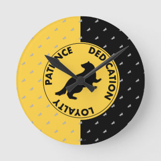 Harry Potter | HUFFLEPUFF™ House Traits Graphic Round Clock