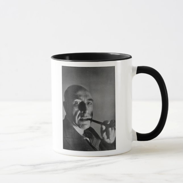 Harry Price Mug (Right)