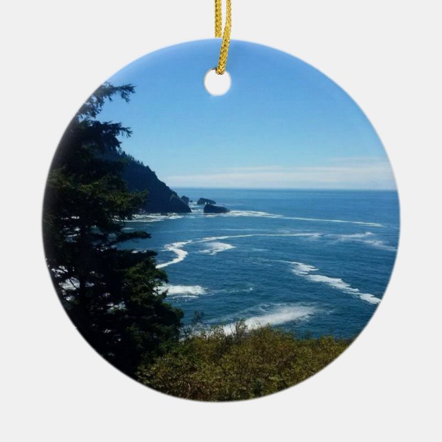 Hart's Cove, Oregon Coast Ceramic Tree Decoration (Front)