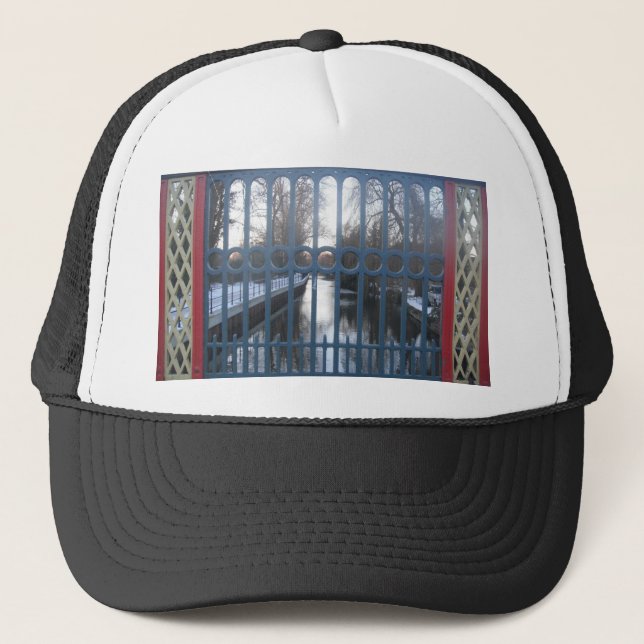 Hat Gated River View Thetford UK (Front)
