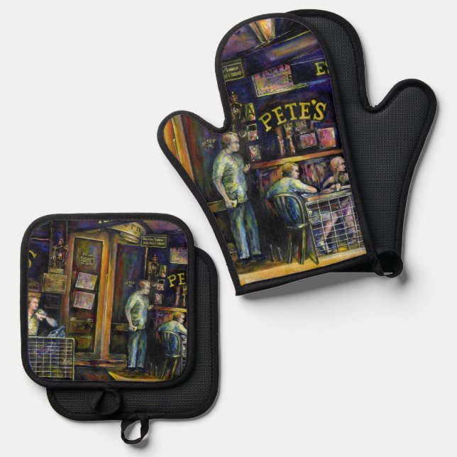 Haunted by the Amorphous Shape of Shadows  Oven Mitt & Pot Holder Set (Front/Back)