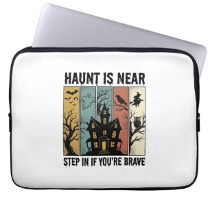 Haunted House Halloween Vintage Engraving Spooky D Laptop Sleeve