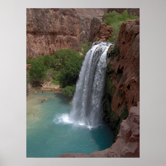HavaSudad Falls Poster (Front)