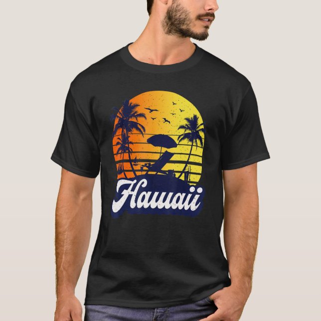 Hawaii Hawaiian Sunset Beach Retro T-Shirt (Front)