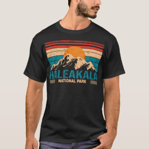 Hawaii Maui Hiking - Vintage Haleakala National Pa T-Shirt