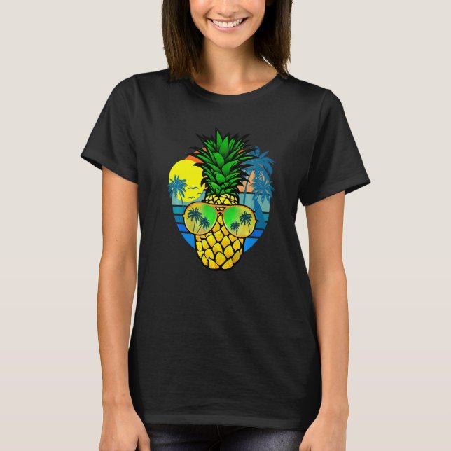 Hawaiian Pineapple Sunglasses Hawaii Beach Vacatio T-Shirt (Front)