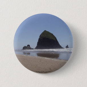 Haystack Rock 6 Cm Round Badge