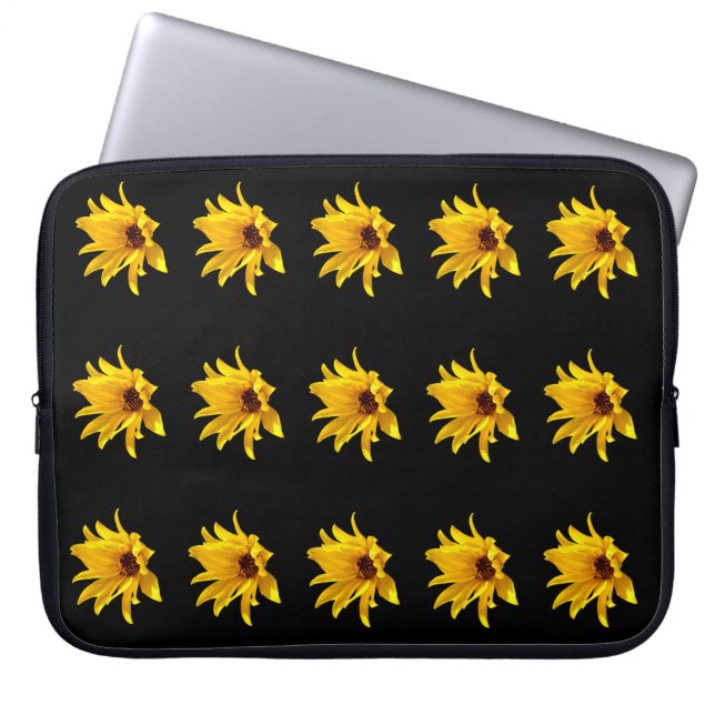 Head of yellow daisy Helenium Laptop Sleeve (Front)