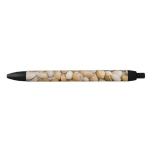Heap of the almond black ink pen