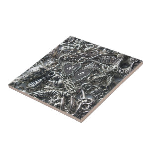 Heart charms tile