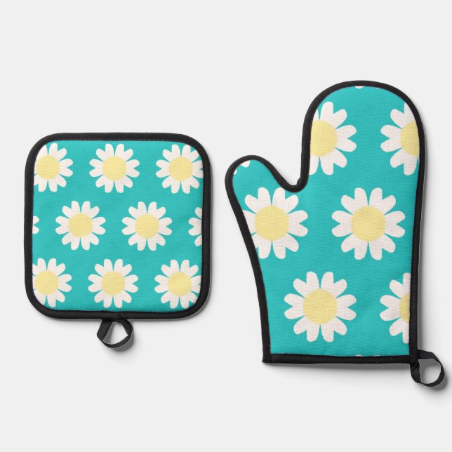 Heart Daisy Pattern Oven Mitt & Pot Holder Set (Front)