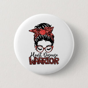 Heart Disease Warrior Red Ribbon Messy Hair Bun Te 6 Cm Round Badge