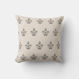 Heart Flower Motif Pattern Throw Pillow