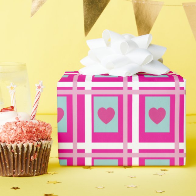 heart gift wrap for girls (Birthday Party)