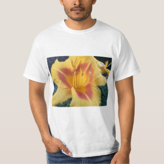 Heart of Flowers - T-shirt