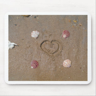 heart on the beach pink shells mouse mat