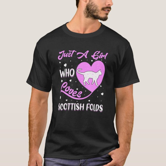 Heart Shape Just A Girl Who Loves Scottish Folds T-Shirt (Front)