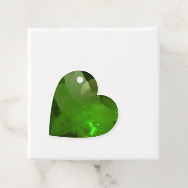 Heart‑Shaped Emerald Favour Tags (In Situ)