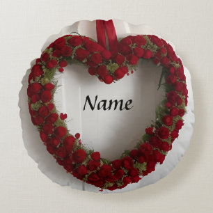 Heart-Shaped Floral Wreath with Red Roses Round Cushion