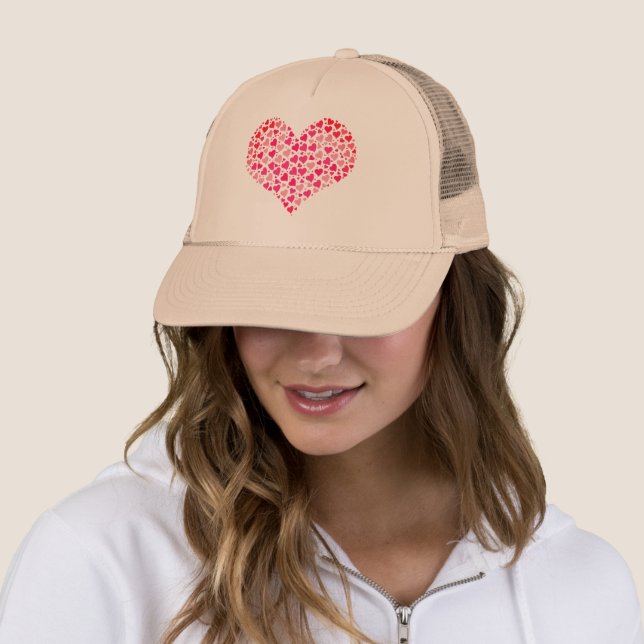 heart trucker hat (In Situ)