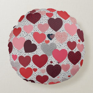 Heart warm round cushion