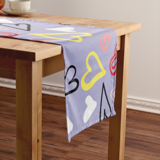 Hearts Pattern 31 Short Table Runner (In Situ)