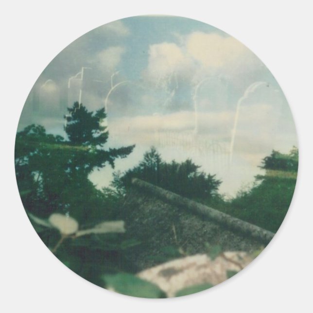 Heaven 001 classic round sticker (Front)