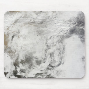 Heavy snowfall in China Mouse Mat