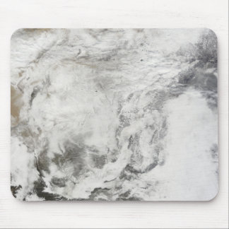 Heavy snowfall in China Mouse Mat