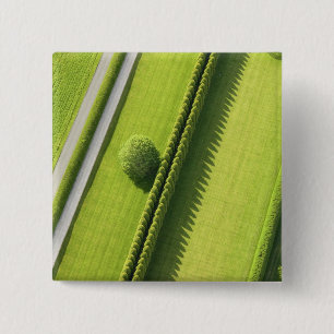 Hedge in The Hamptons 15 Cm Square Badge