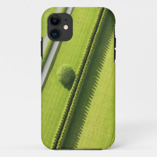 Hedge in The Hamptons iPhone 11 Case